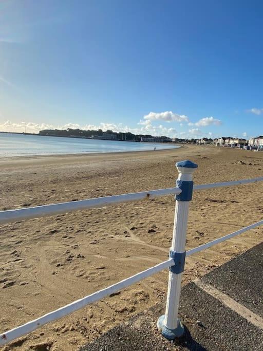 The Bolthole - Only Footsteps From The Beach. Weymouth Exterior foto